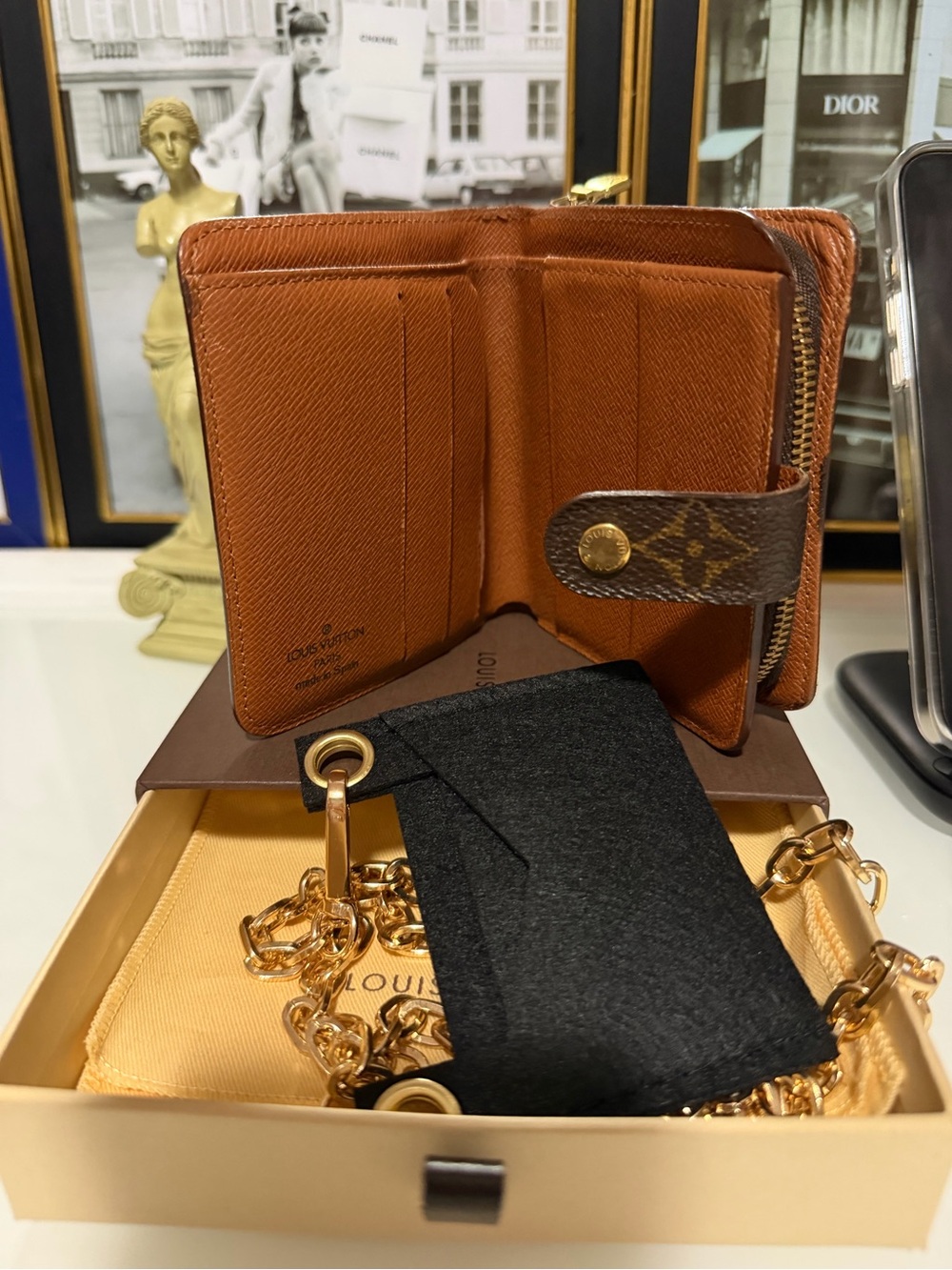 Louis Vuitton Brown Monogram wallet with free chain,insert,dust bag,box,COA - Picture 6 of 16